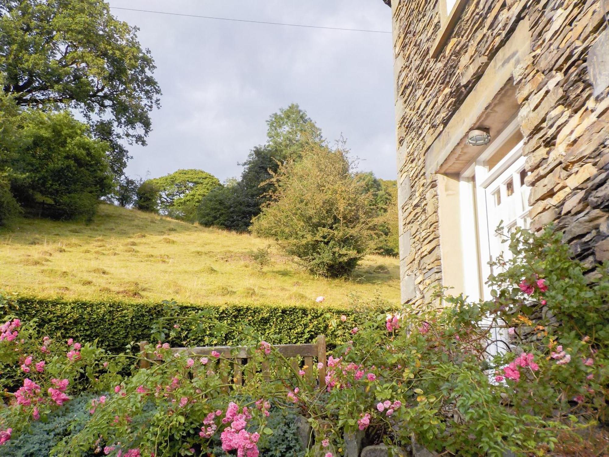 Letterbox Cottage Near Sawrey Exterior photo